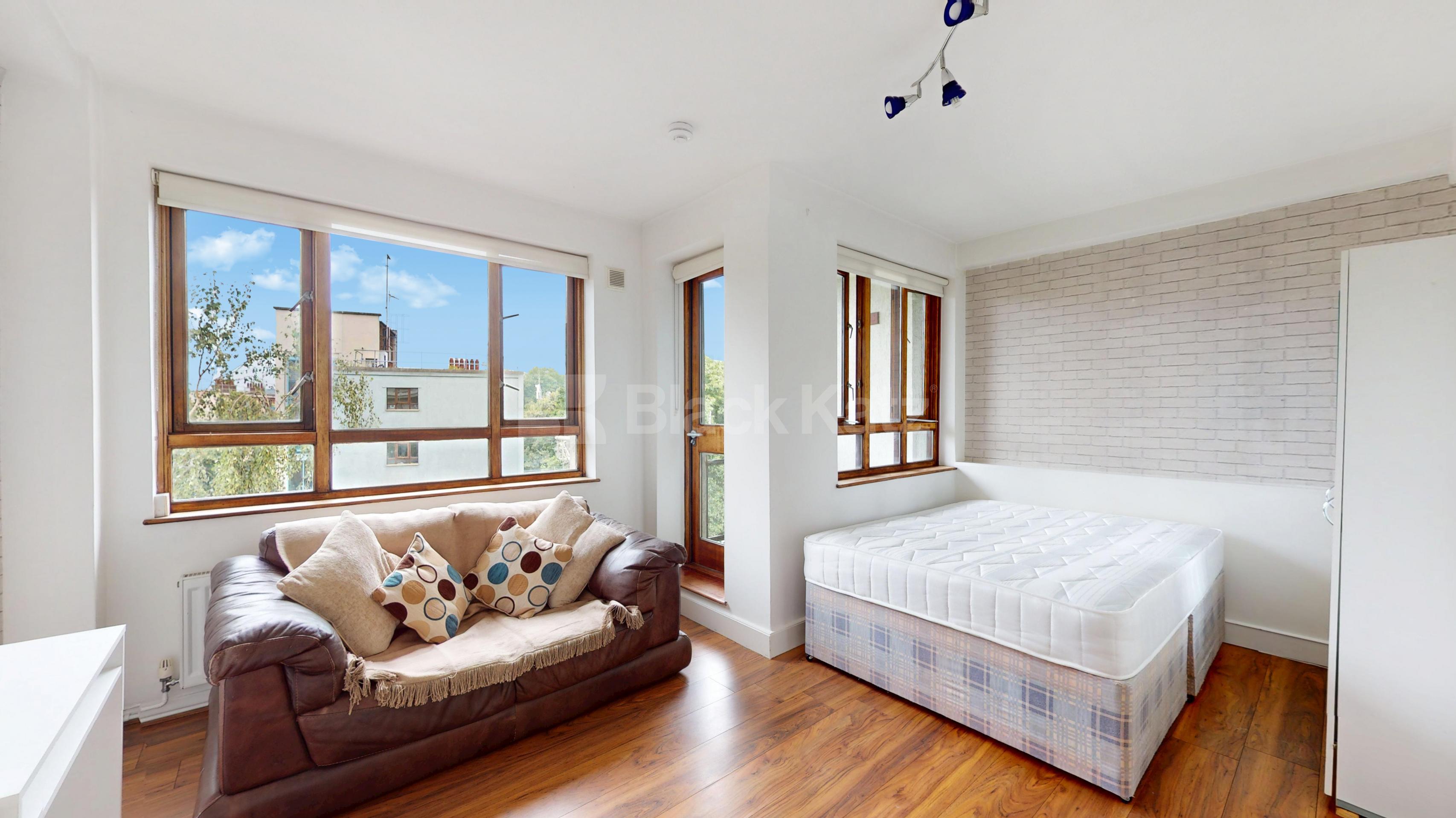 			2 Bedroom, 1 bath, 1 reception Flat			 Birkenhead Street, Kings Cross WC1H